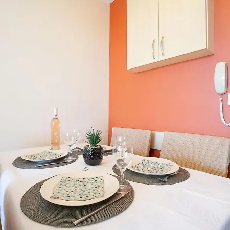 L'esquinade - P6 323- Place Des Pecheurs By Interhome Lägenhet